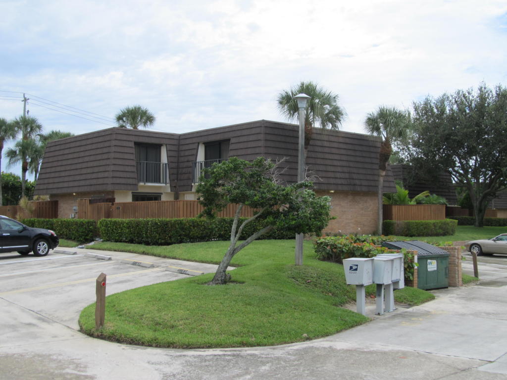 1225 12th Court, Jupiter, FL 33477