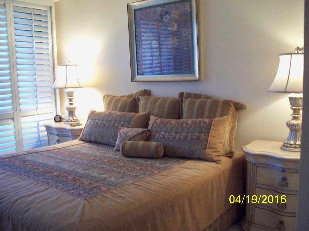 401 South Seas Drive, Jupiter, FL 33477
