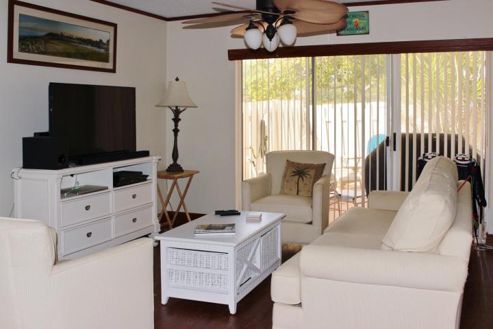 169 Seabreeze Circle, Jupiter, FL 33477