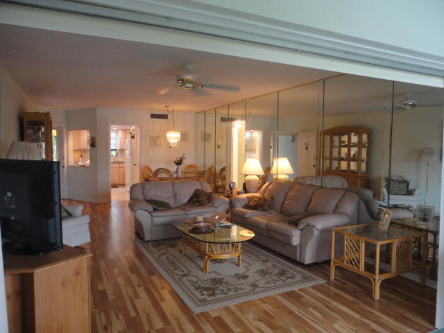 755 Saturn St #A204, Jupiter, FL 33477