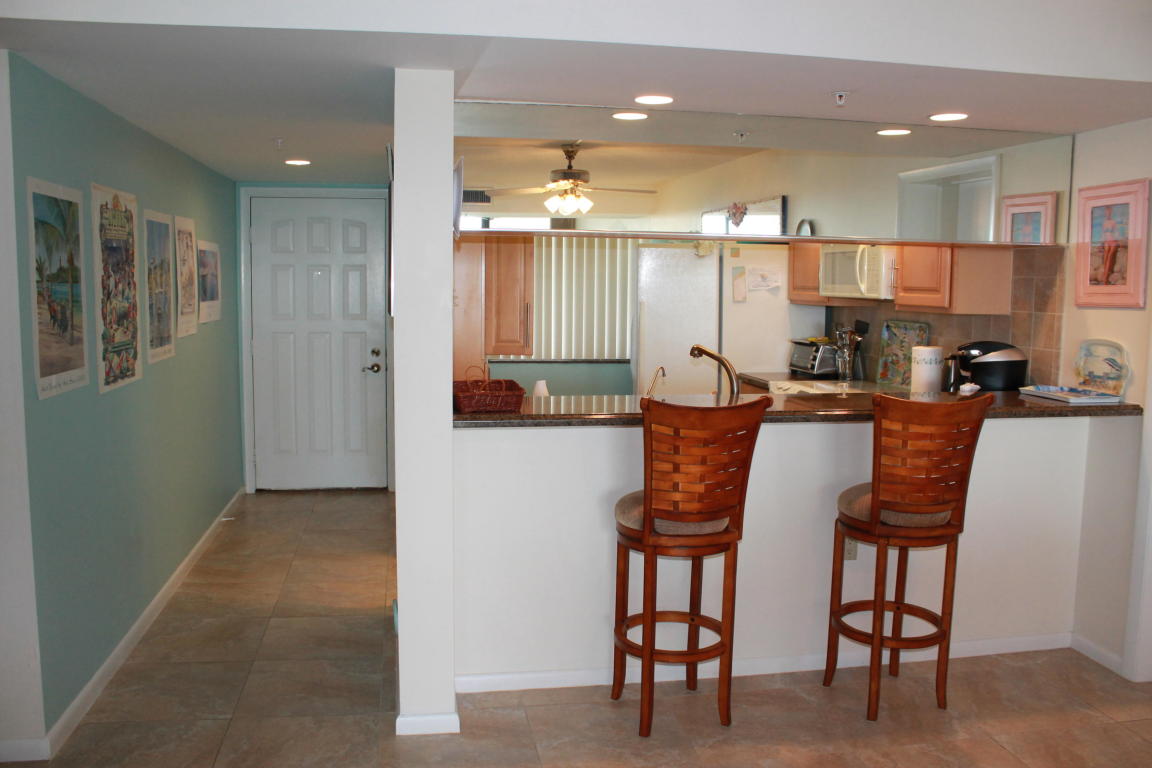 1801 Marina Isle Way, Jupiter, FL 33477
