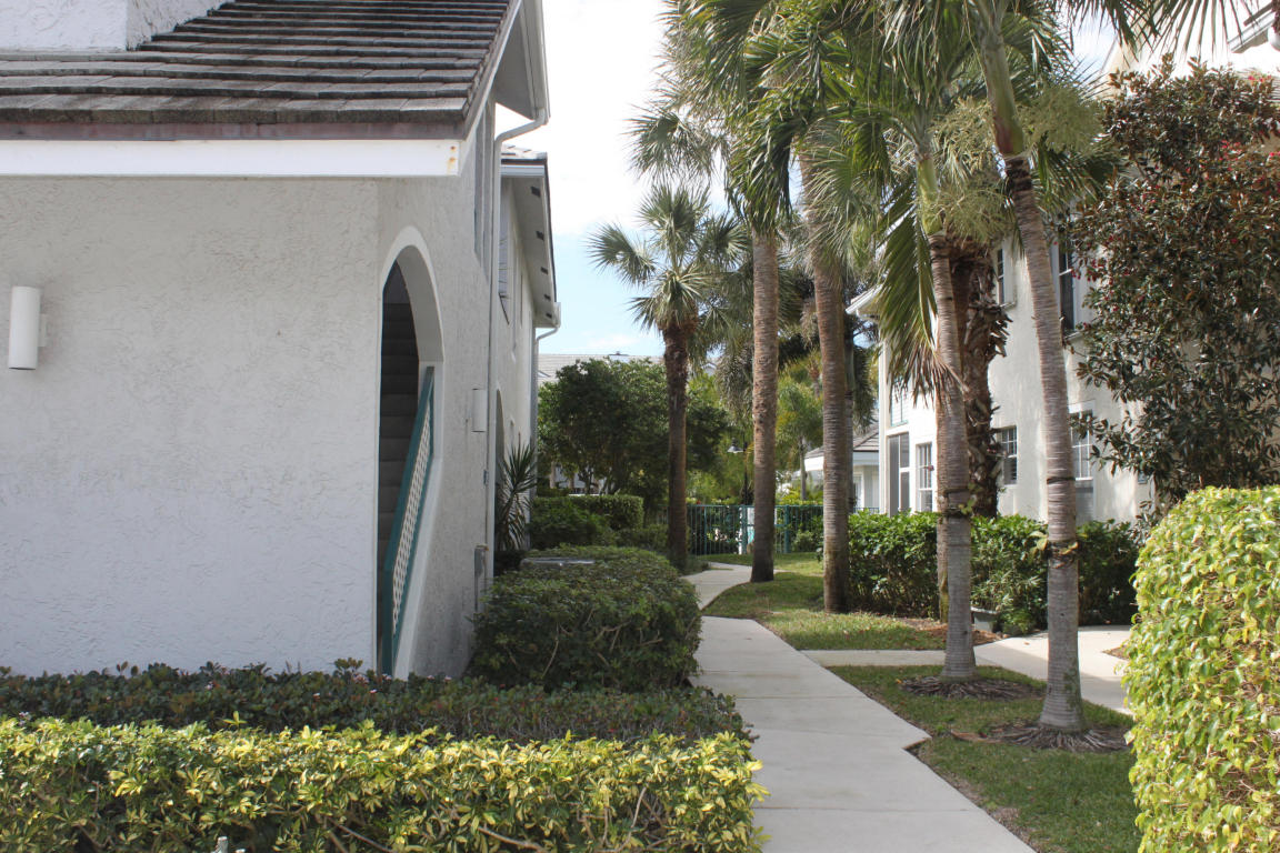 1209 Mainsail, Jupiter, FL 33477