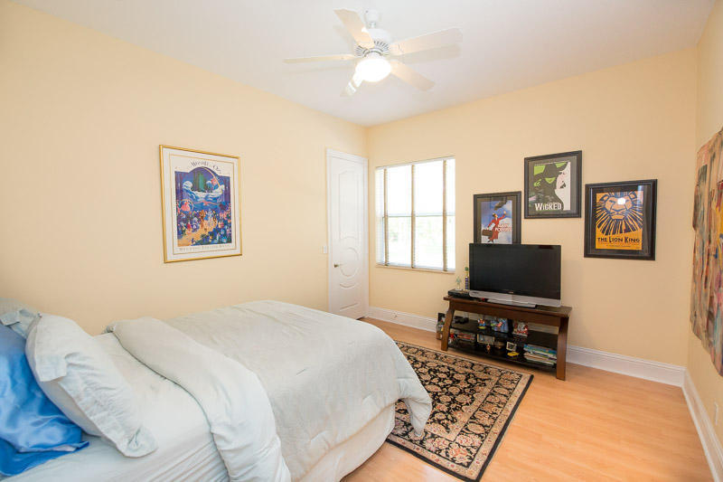 19176 SE Old Trail Drive E, Jupiter, FL 33478