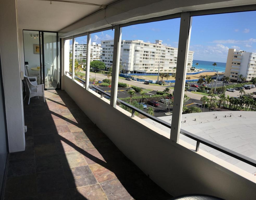 3589 S Ocean Boulevard, South Palm Beach, FL 33480
