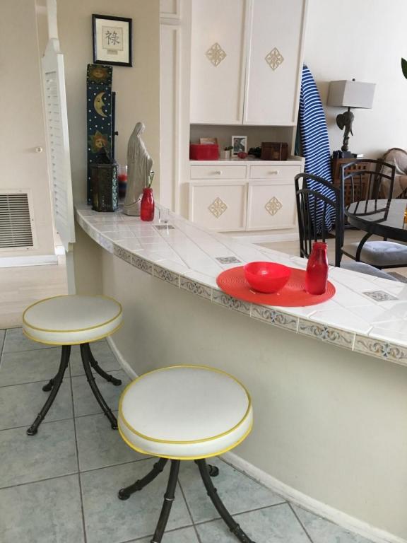 2840 S Ocean Boulevard, Palm Beach, FL 33480