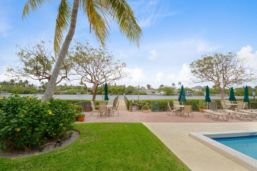 3545 S Ocean Blvd, Palm Beach, FL 33480
