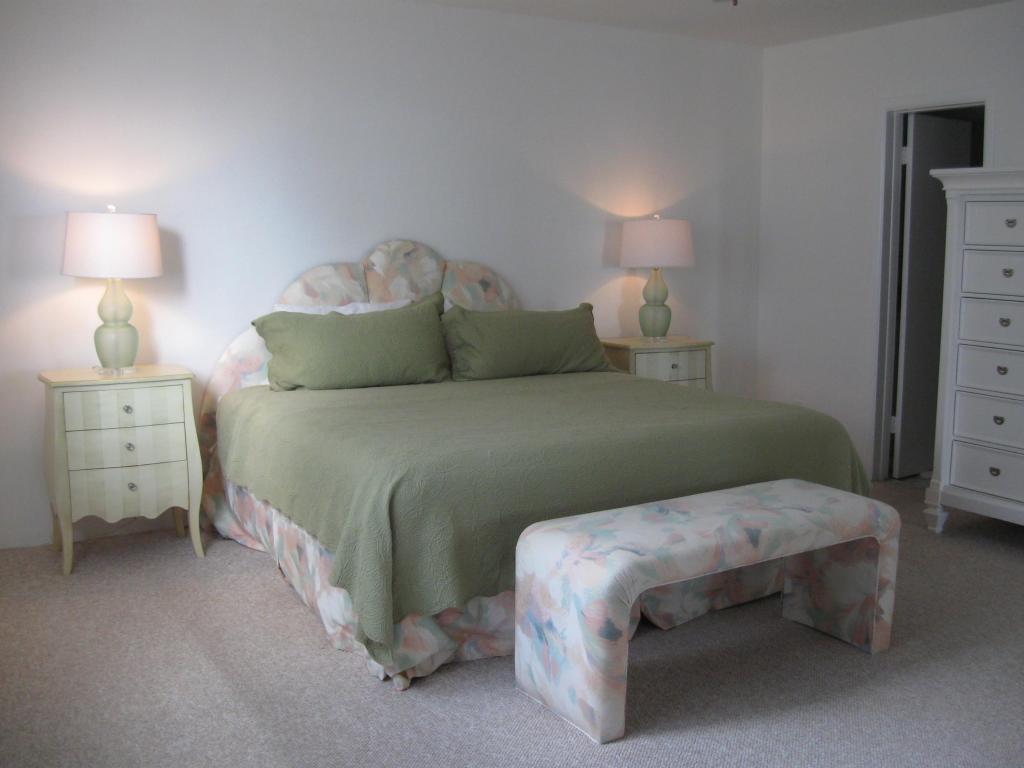 2565 S Ocean Boulevard, Palm Beach, FL 33480