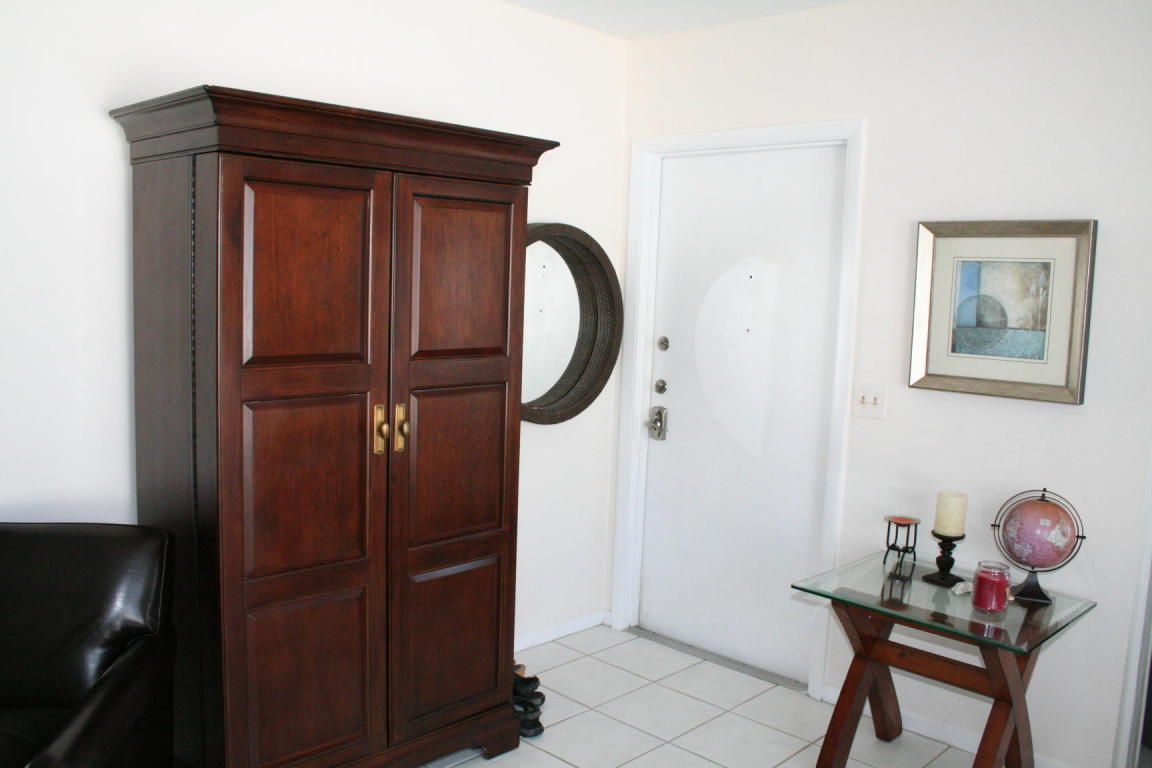 4501 S Ocean Boulevard, South Palm Beach, FL 33480