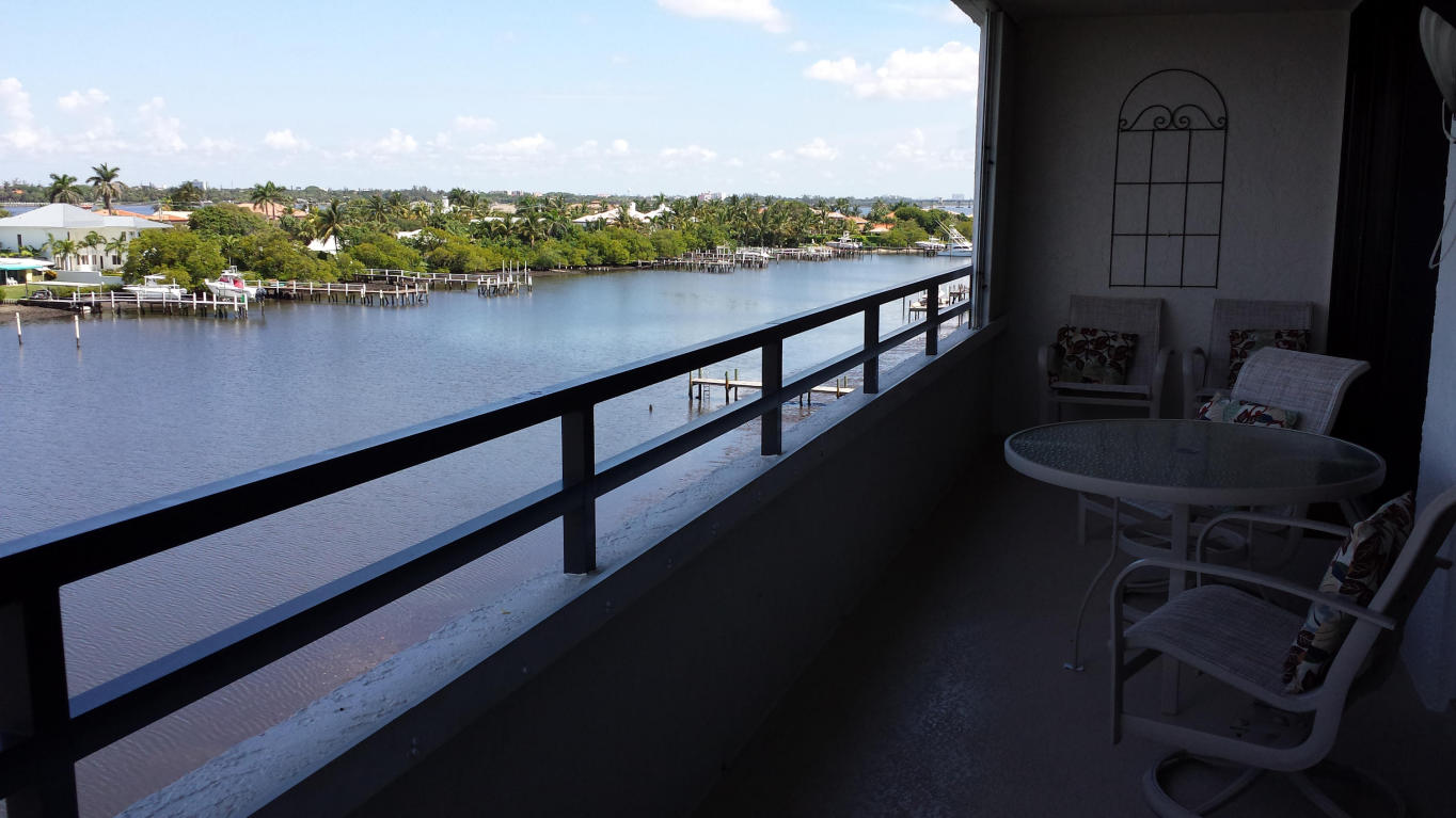 3555 S Ocean Boulevard, South Palm Beach, FL 33480