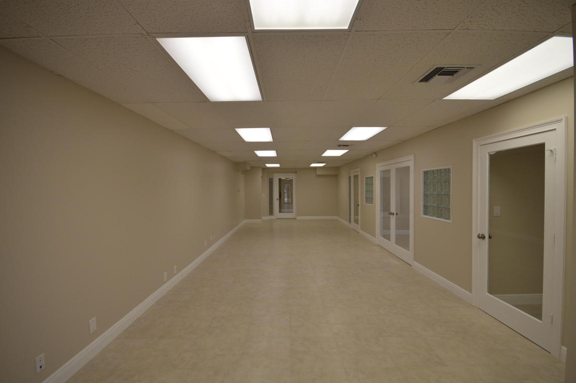 525 SE 6th Avenue, Delray Beach, FL 33483