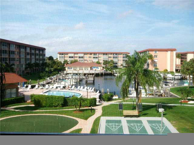 920 Dogwood Drive, Delray Beach, FL 33483