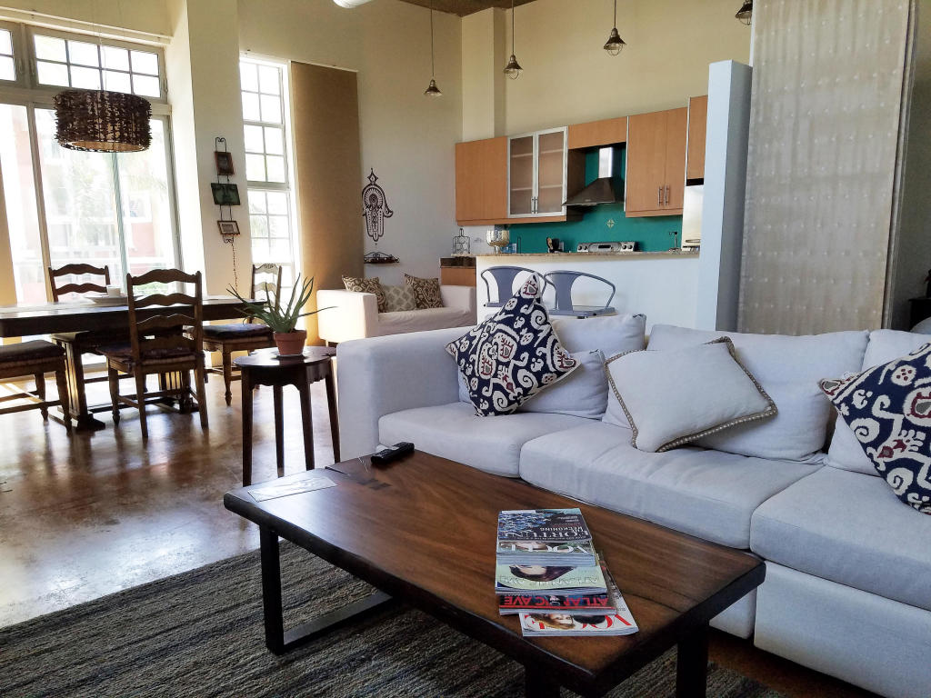 185 NE 4th Avenue, Delray Beach, FL 33483