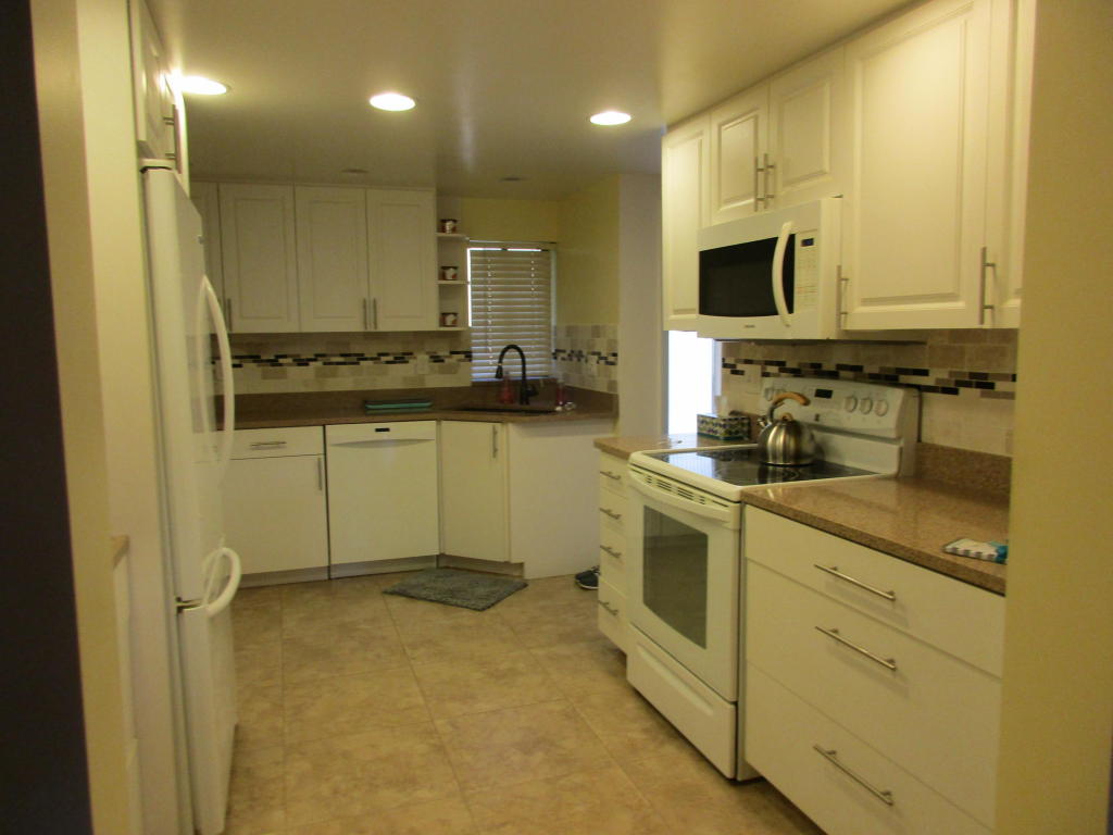 65 Pelican Pointe Drive, Delray Beach, FL 33483