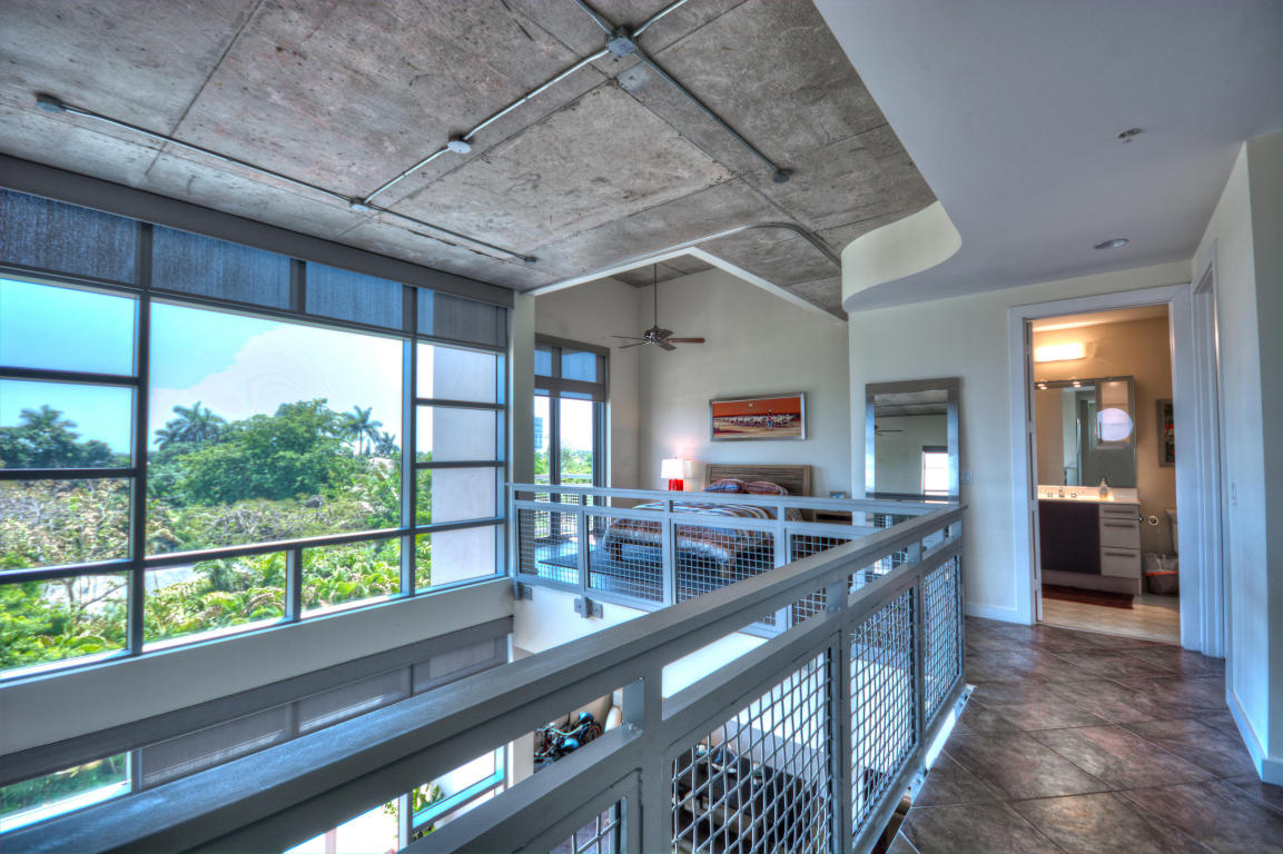 335 SE 6th Avenue, Delray Beach, FL 33483