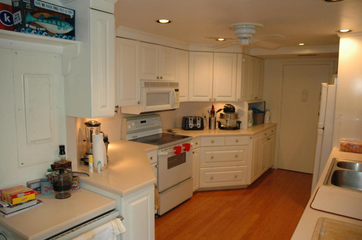 2000 S Ocean Boulevard, Delray Beach, FL 33483