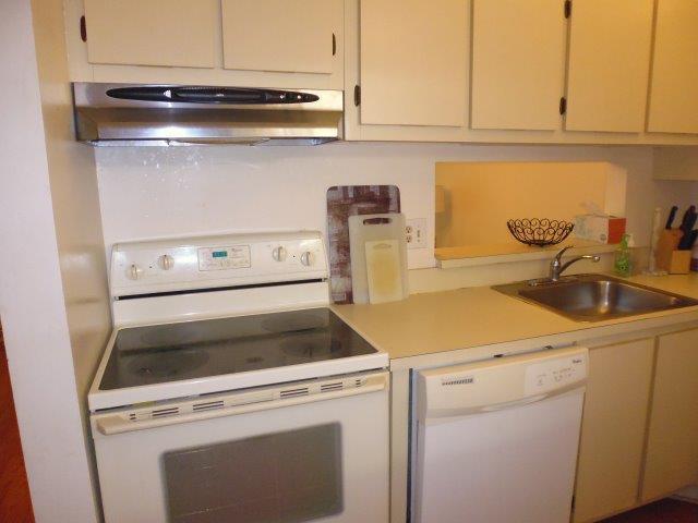 5280 Las Verdes Circle, Delray Beach, FL 33484