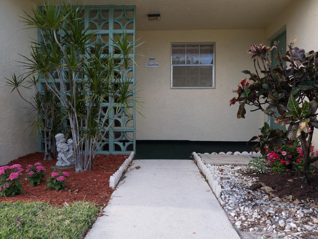5265 Lakefront Boulevard, Delray Beach, FL 33484