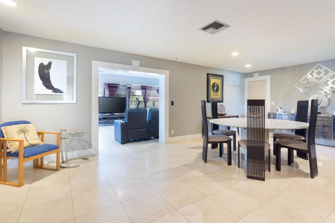 6203 Hitchin Post Way, Delray Beach, FL 33484