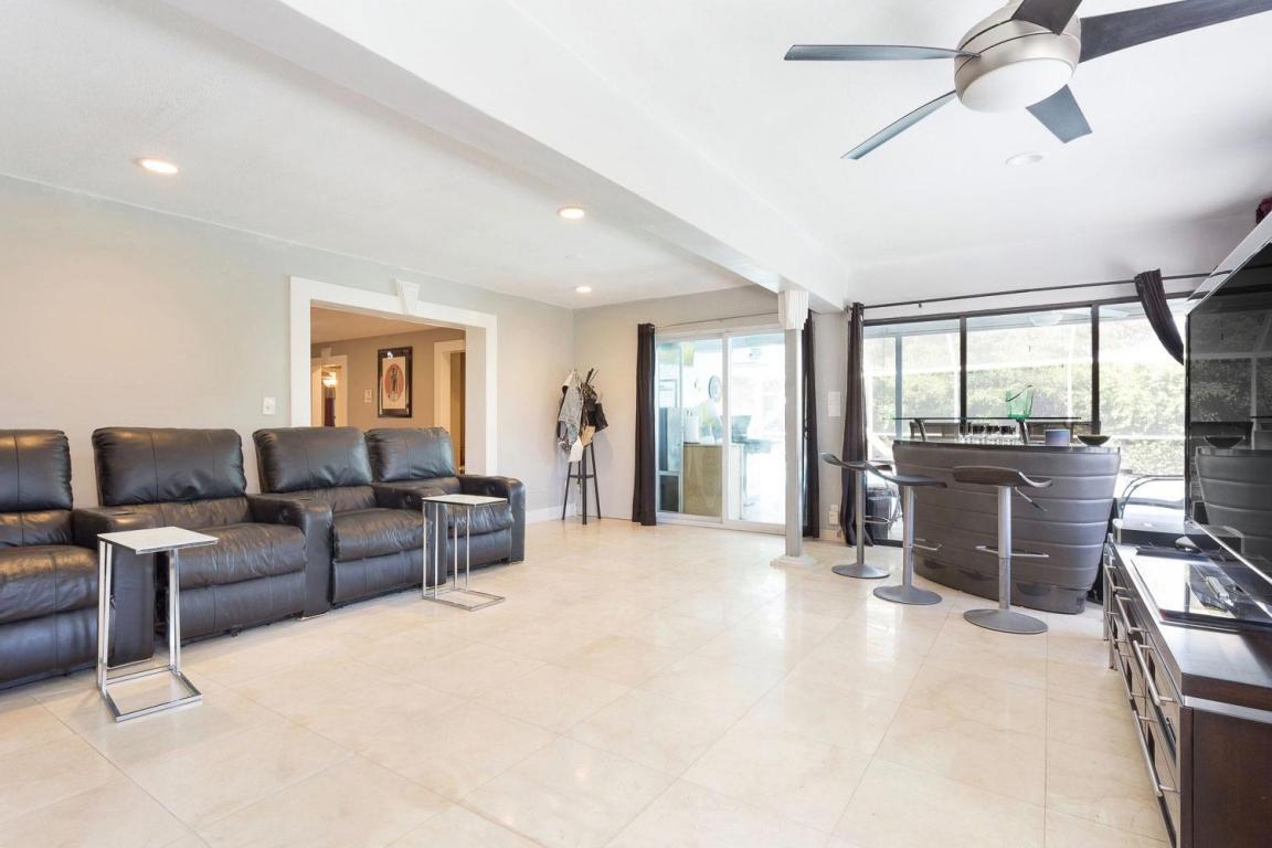 6203 Hitchin Post Way, Delray Beach, FL 33484