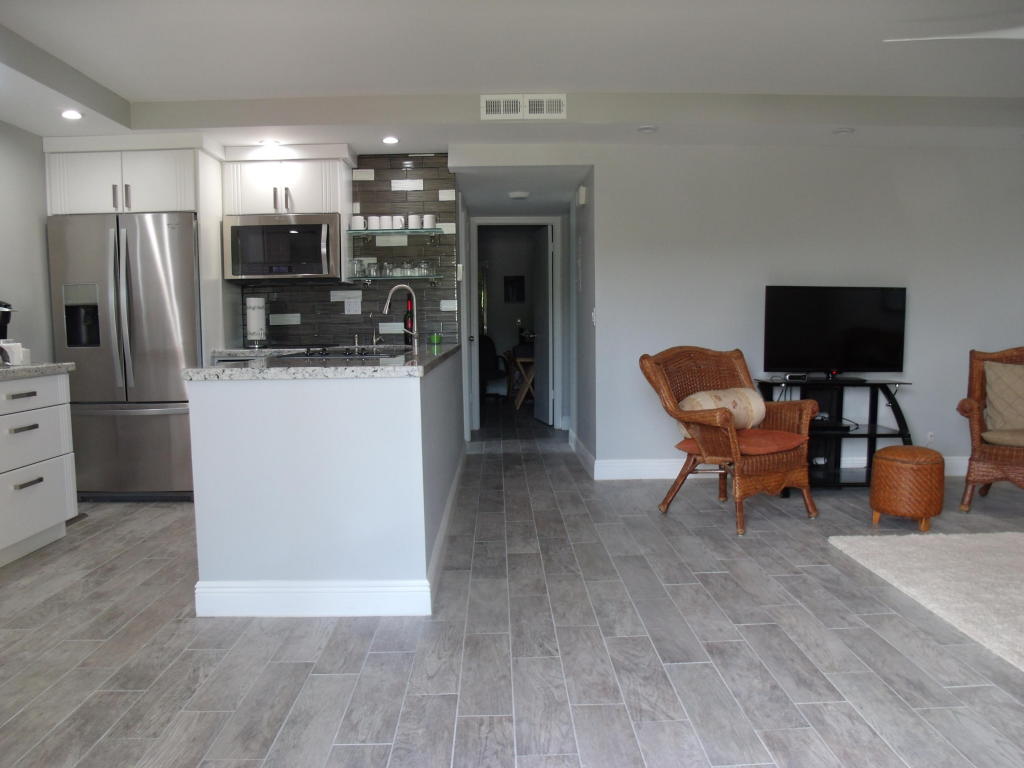 913 Flanders, Delray Beach, FL 33484