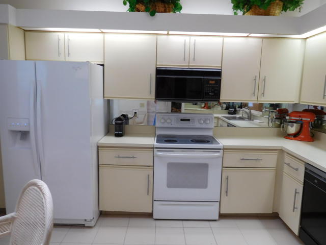 6034 Waldwick Circle, Delray Beach, FL 33484