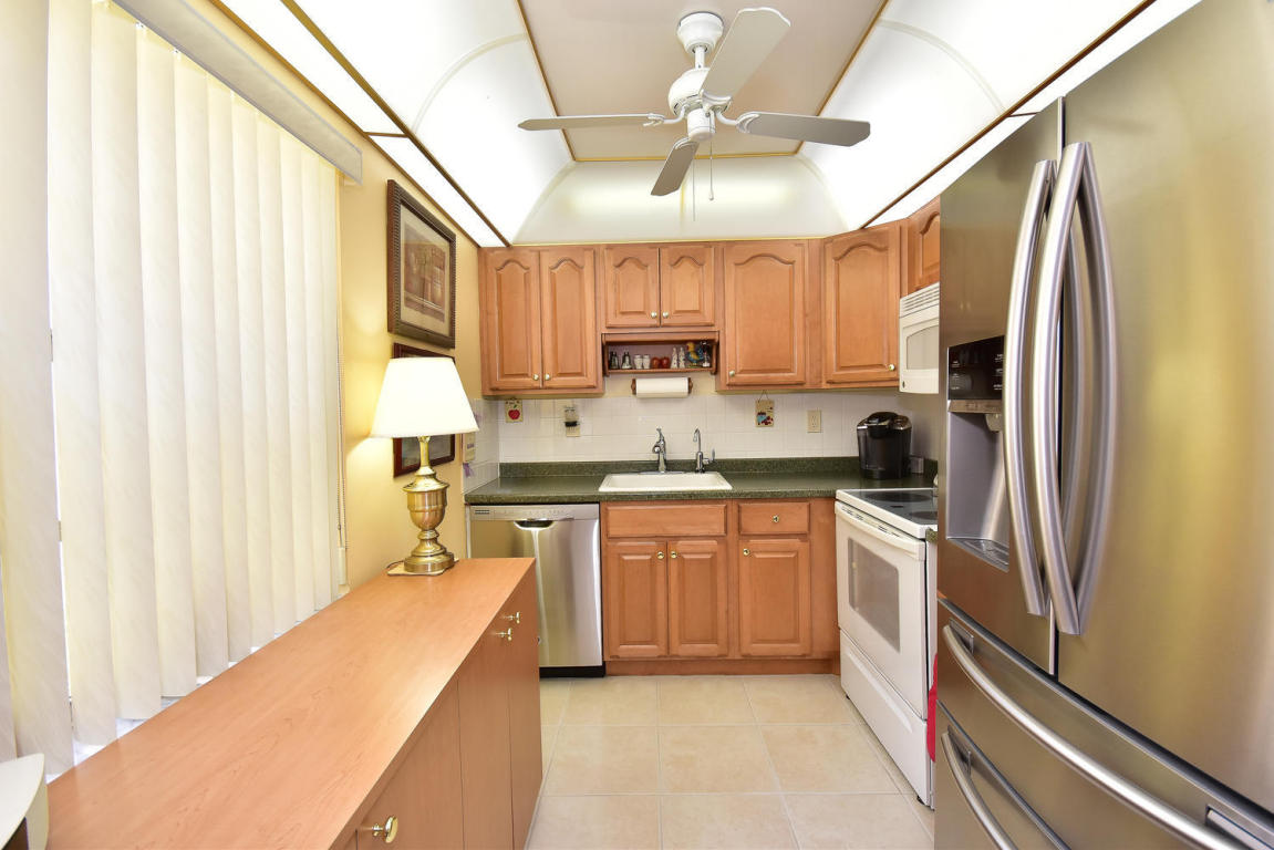 542 Burgundy L, Delray Beach, FL 33484