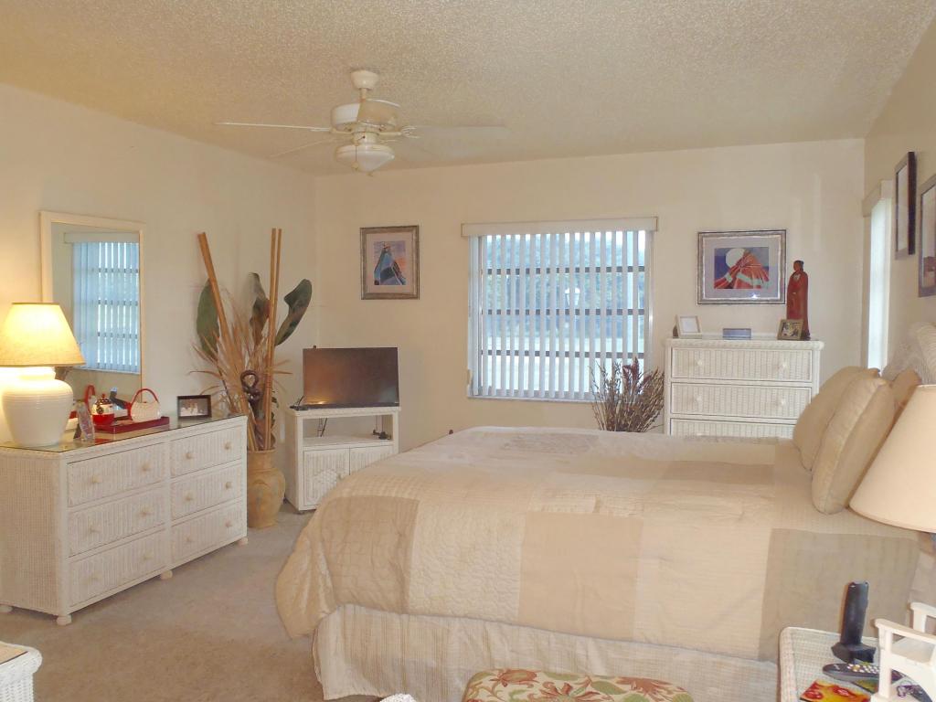 13638 Via Flora, Delray Beach, FL 33484