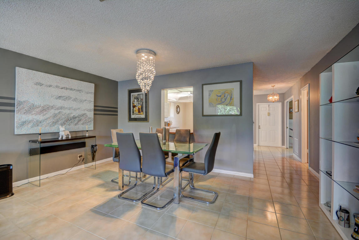 5451 Poppy Place, Delray Beach, FL 33484