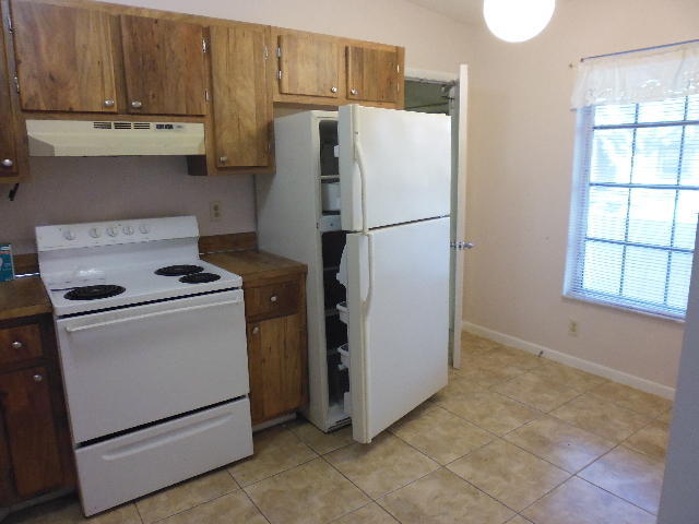 5451 Laurel Oak Street, Delray Beach, FL 33484