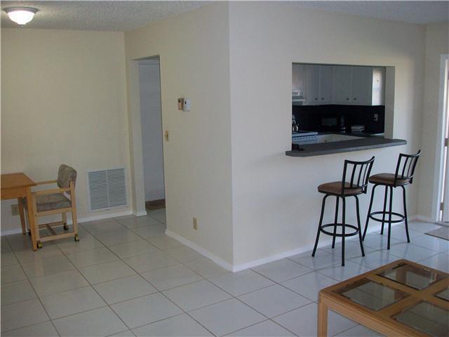 6050 Via Diana, Delray Beach, FL 33484