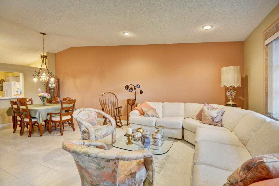 6192 Kings Gate Circle, Delray Beach, FL 33484