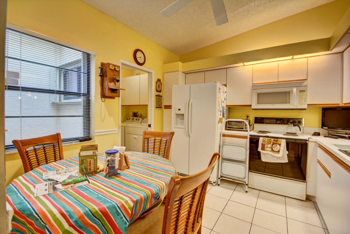 6192 Kings Gate Circle, Delray Beach, FL 33484