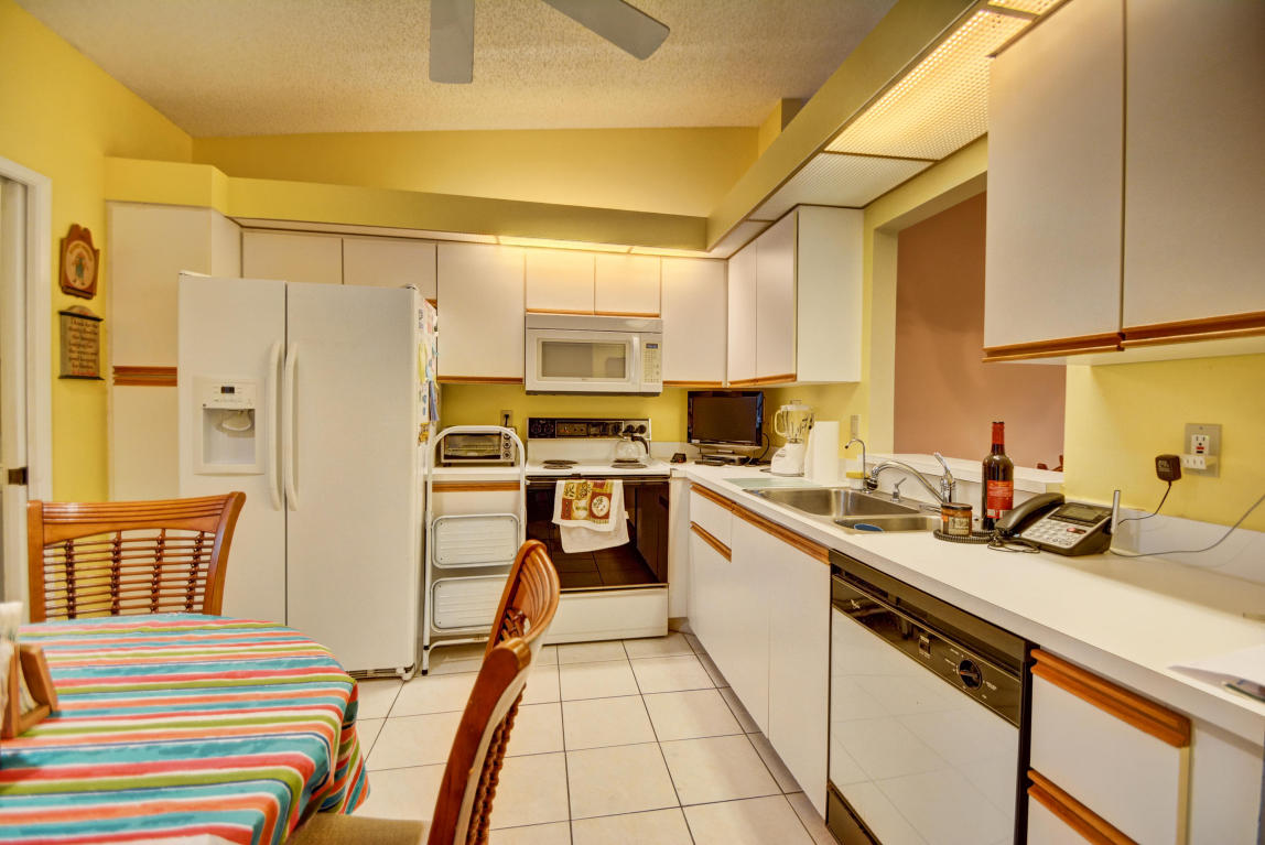 6192 Kings Gate Circle, Delray Beach, FL 33484