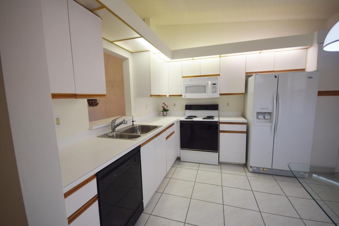 6068 Kings Gate Circle, Delray Beach, FL 33484