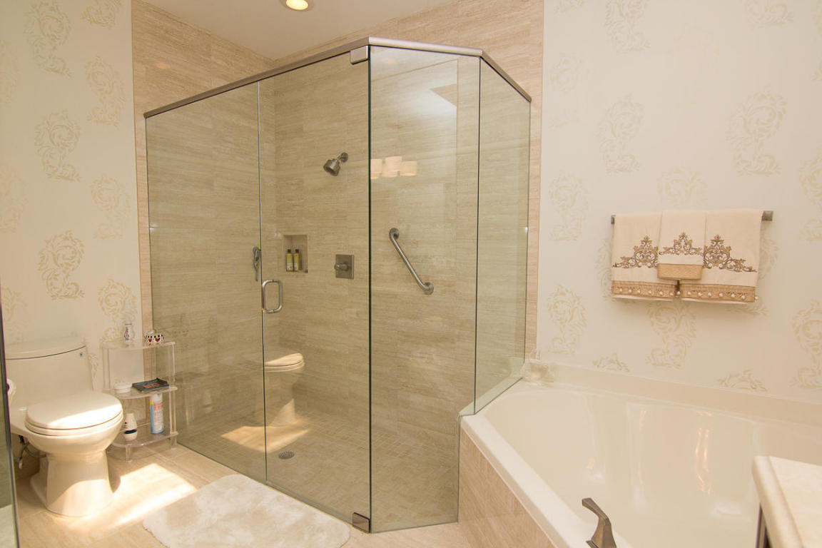 6382 San Michel Way, Delray Beach, FL 33484