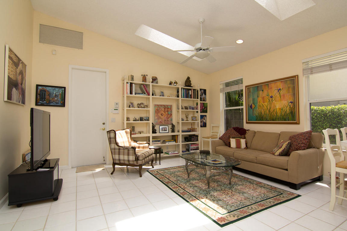 6382 San Michel Way, Delray Beach, FL 33484