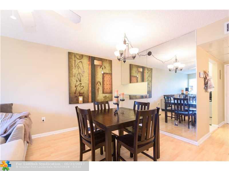 818 SW 9th Street Cir 103, Boca Raton, FL 33486