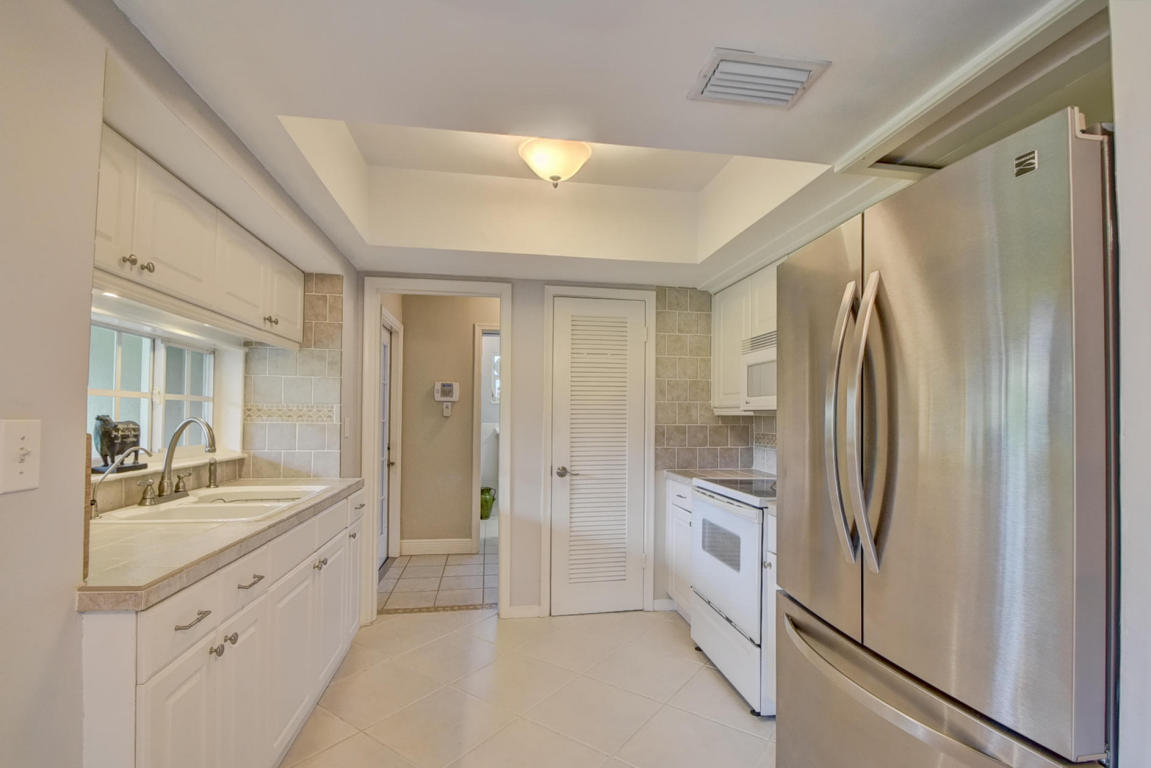 828 NW 6th Terrace, Boca Raton, FL 33486