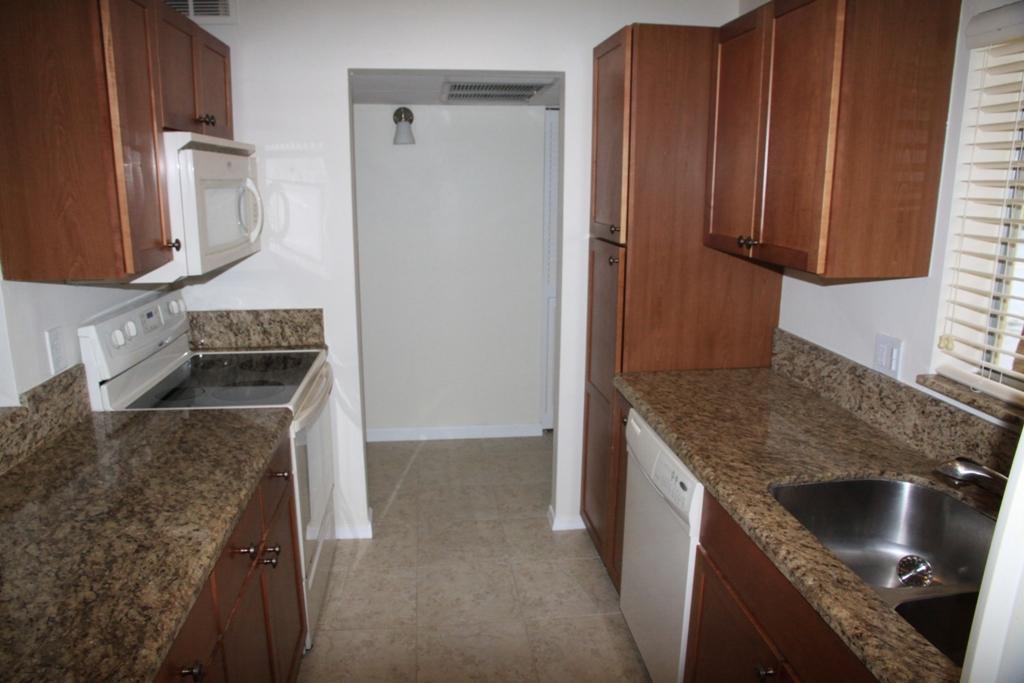 884 SW 9th Street Circle, Boca Raton, FL 33486