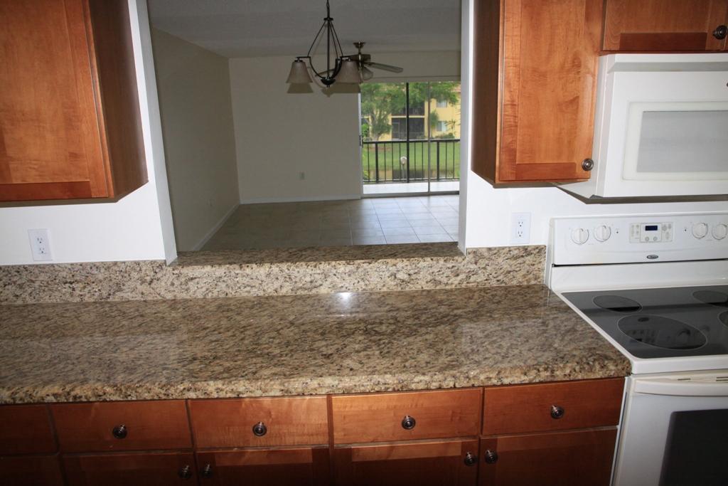 884 SW 9th Street Circle, Boca Raton, FL 33486
