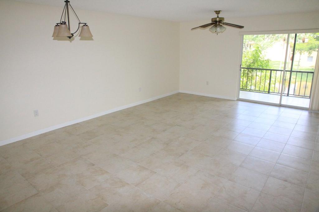 884 SW 9th Street Circle, Boca Raton, FL 33486