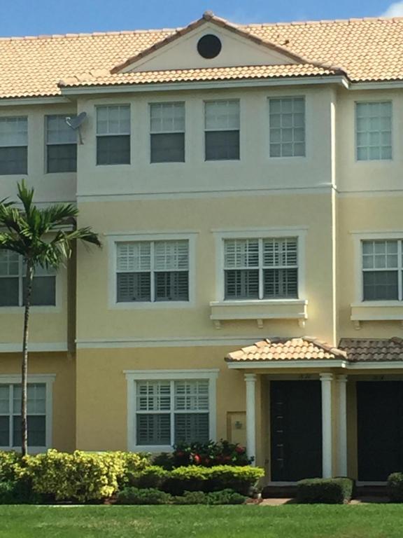 1820 NW 9th Street, Boca Raton, FL 33486