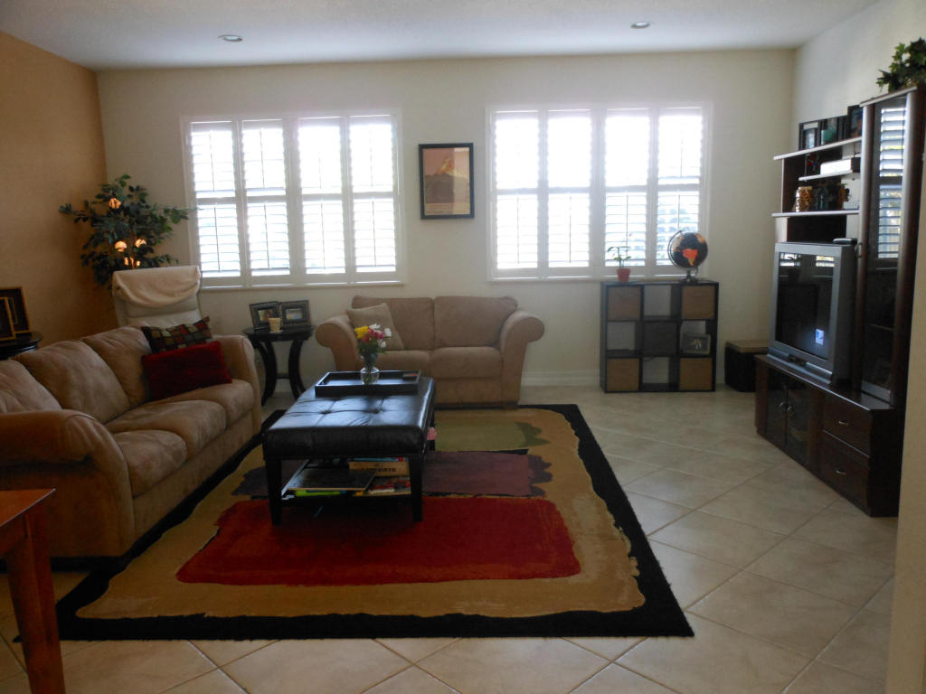1820 NW 9th Street, Boca Raton, FL 33486