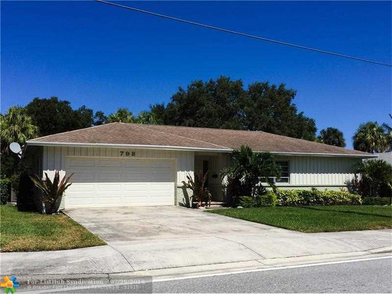 798 Nw 12th Avenue, Boca Raton, FL 33486