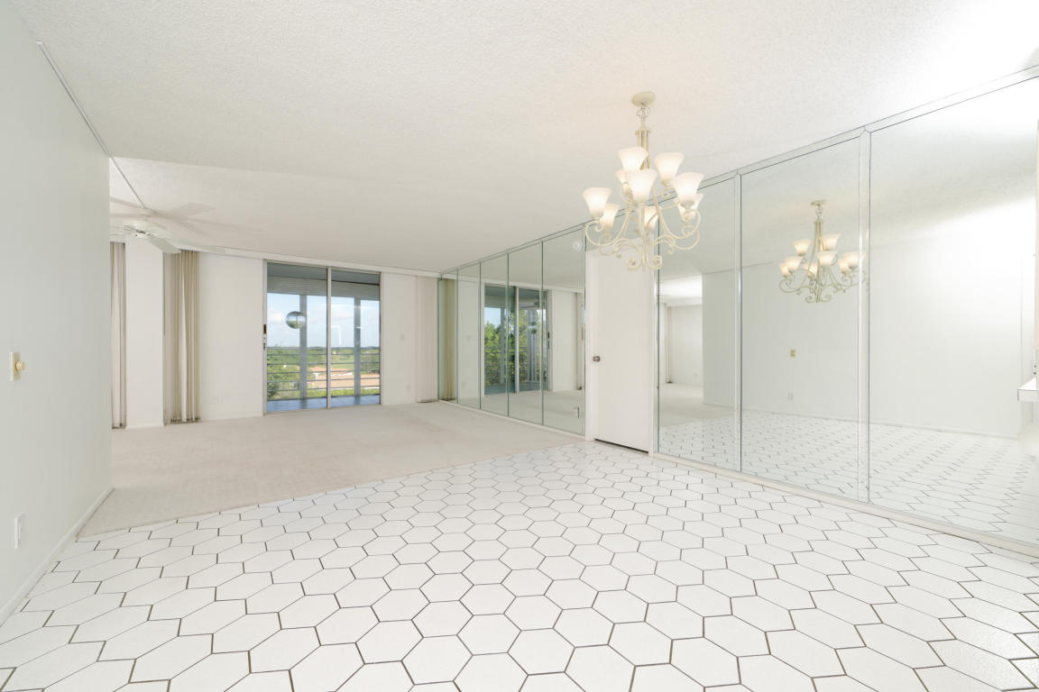 6461 NW 2nd Avenue, Boca Raton, FL 33487
