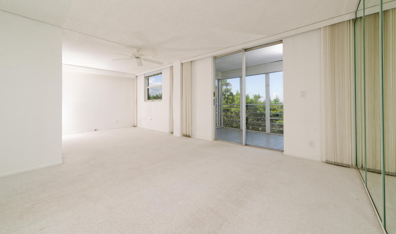 6461 NW 2nd Avenue, Boca Raton, FL 33487