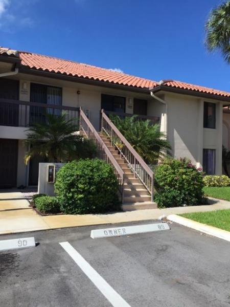 301 Club Circle, Boca Raton, FL 33487