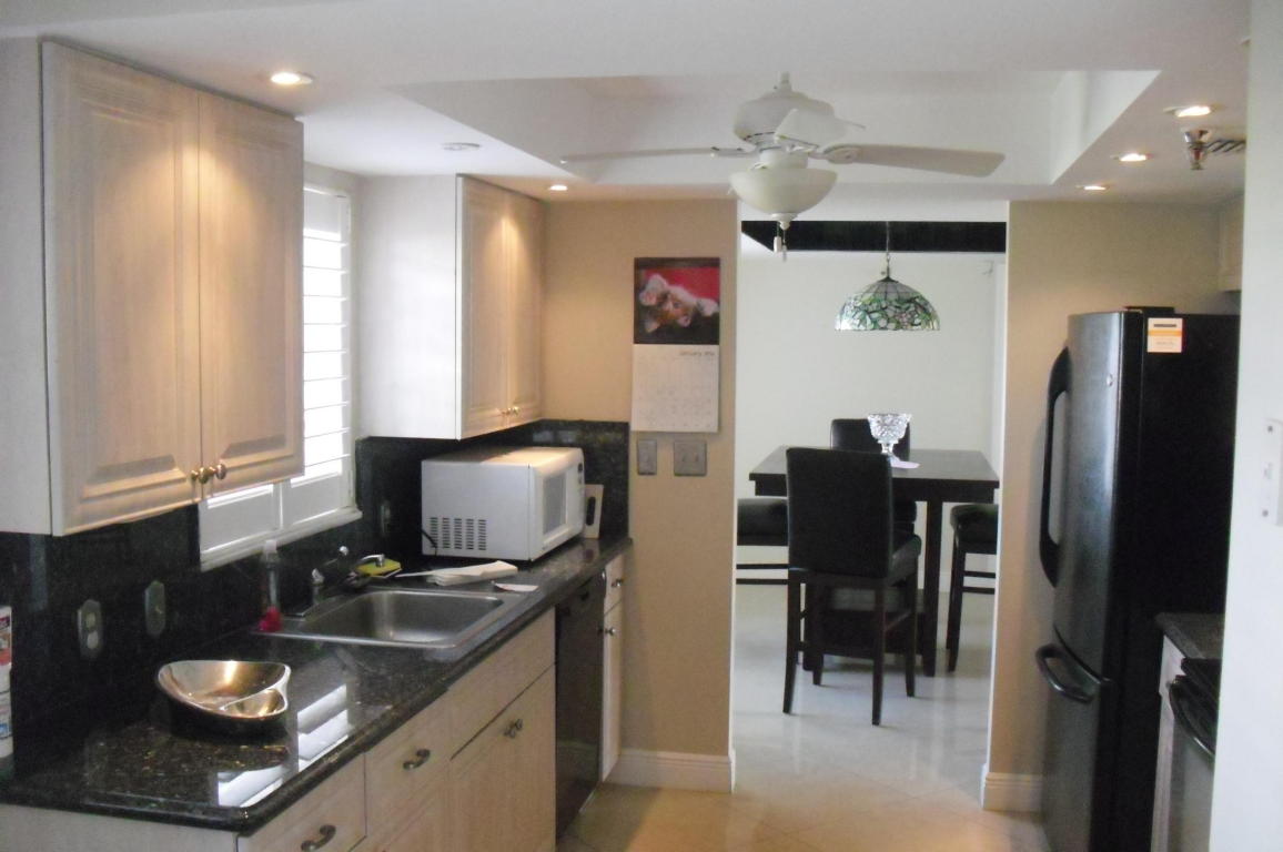 5340 NW 2nd Avenue, Boca Raton, FL 33487