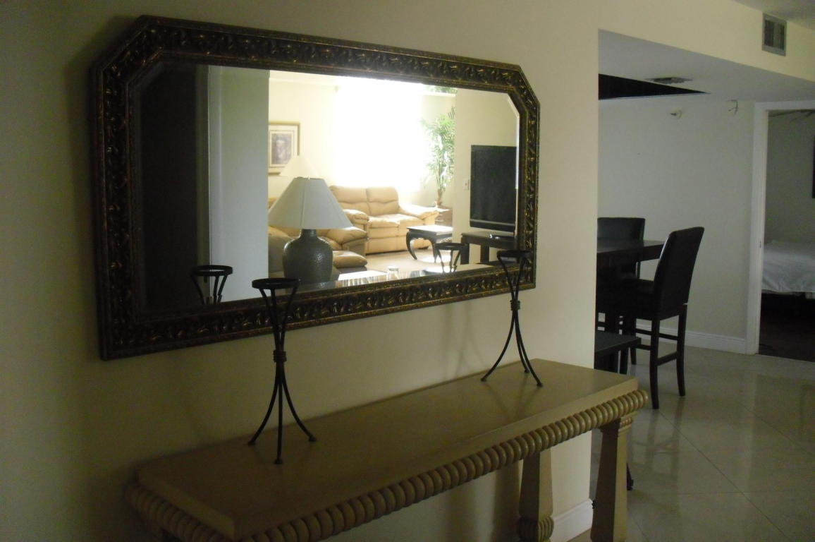 5340 NW 2nd Avenue, Boca Raton, FL 33487