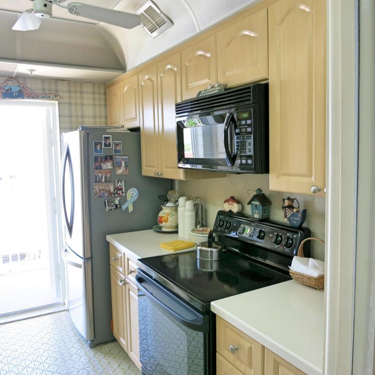 3101 S Ocean Boulevard, Highland Beach, FL 33487
